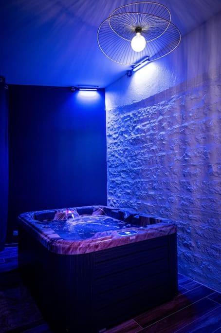 Love Room Spa Privatif Villefranche-sur-Saône Extérieur photo
